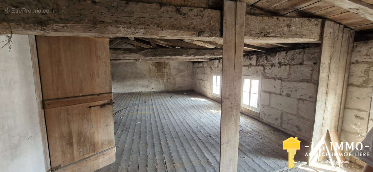 Maison à SAINT-FORT-SUR-GIRONDE