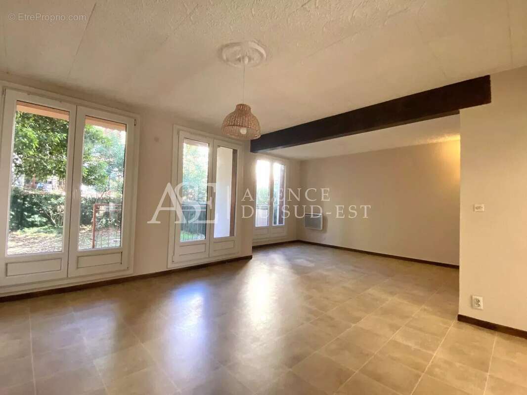 Appartement à ARLES