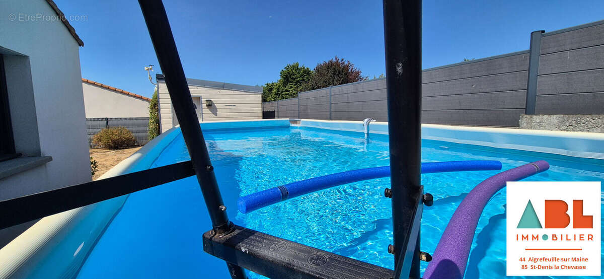 Saint-georges-de-montaigu - maison contemporaine de 133 m² - photo 6