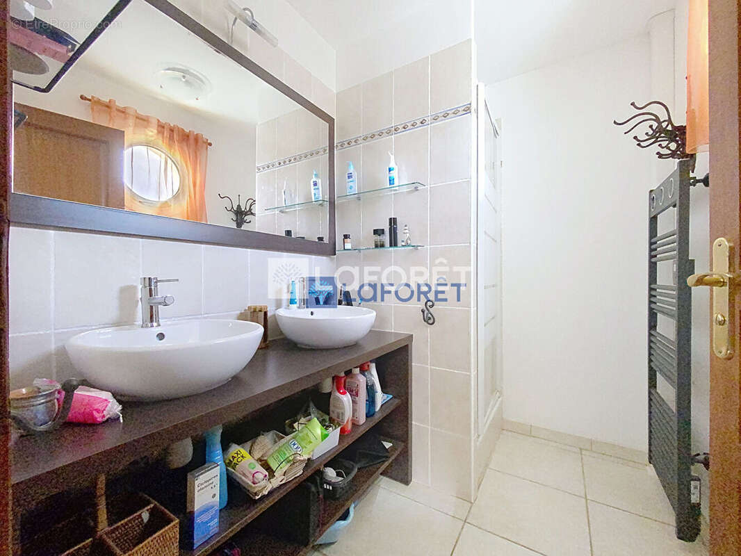Appartement à AIGUES-MORTES