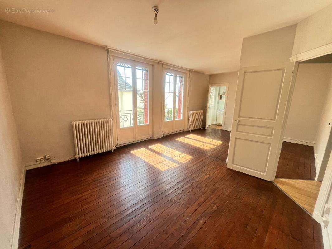 Appartement à LE POULIGUEN