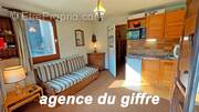 Appartement à MORILLON