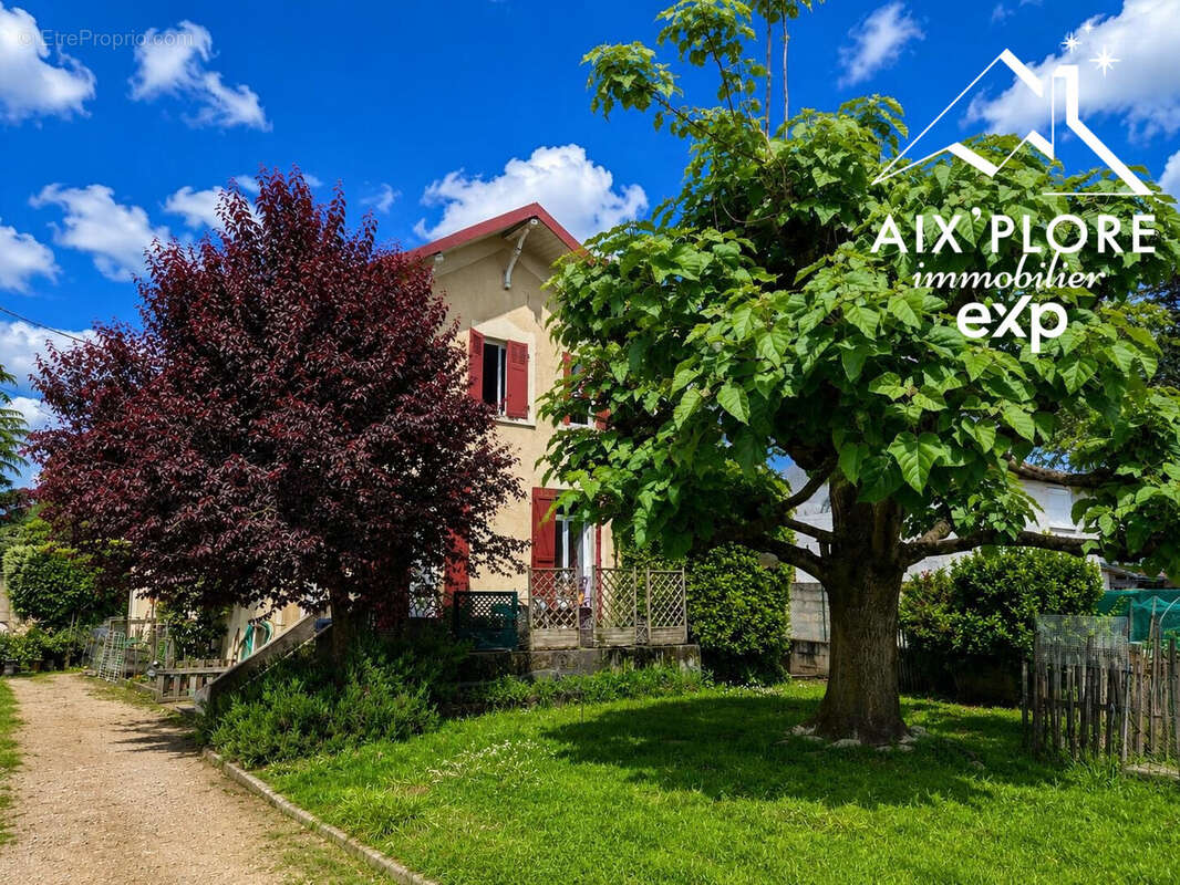 Maison 110 m² à Pont-De-Cheruy  - photo 2