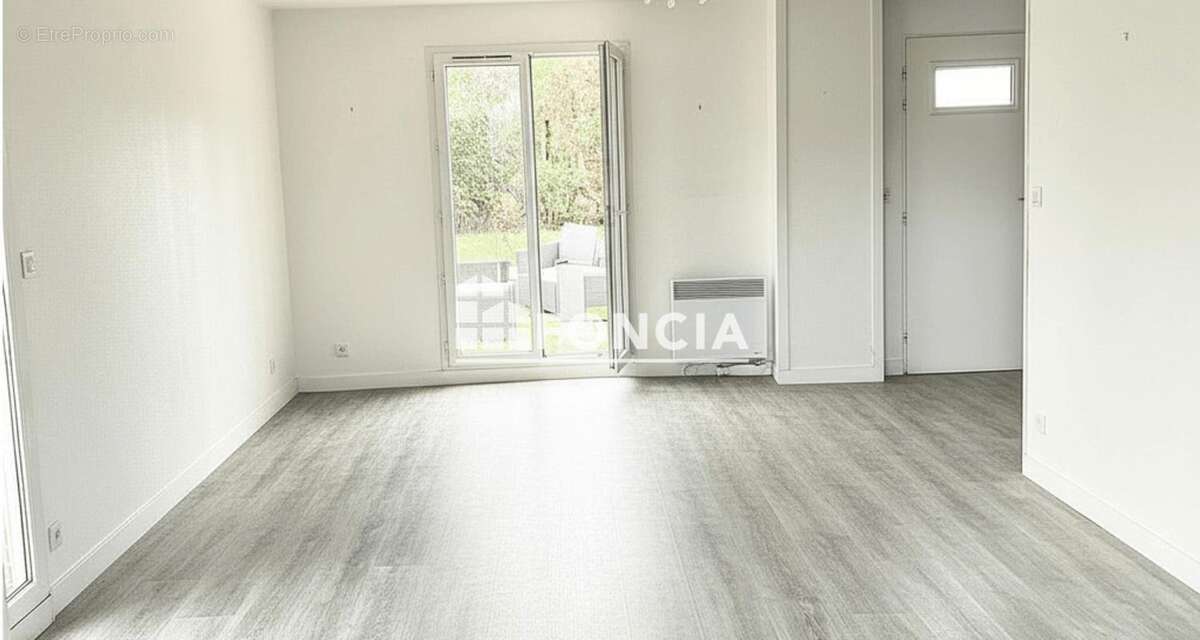 Située à Touques, à 5 minutes de Deauville, maison à vendre d'une superficie de 119 m2 - photo 3