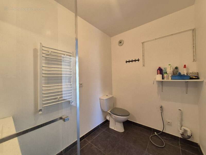 Appartement à MARSEILLE-16E