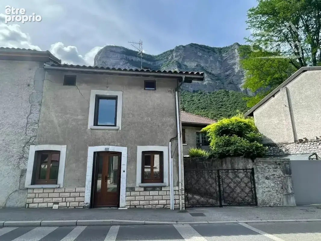 Maison à CROLLES
