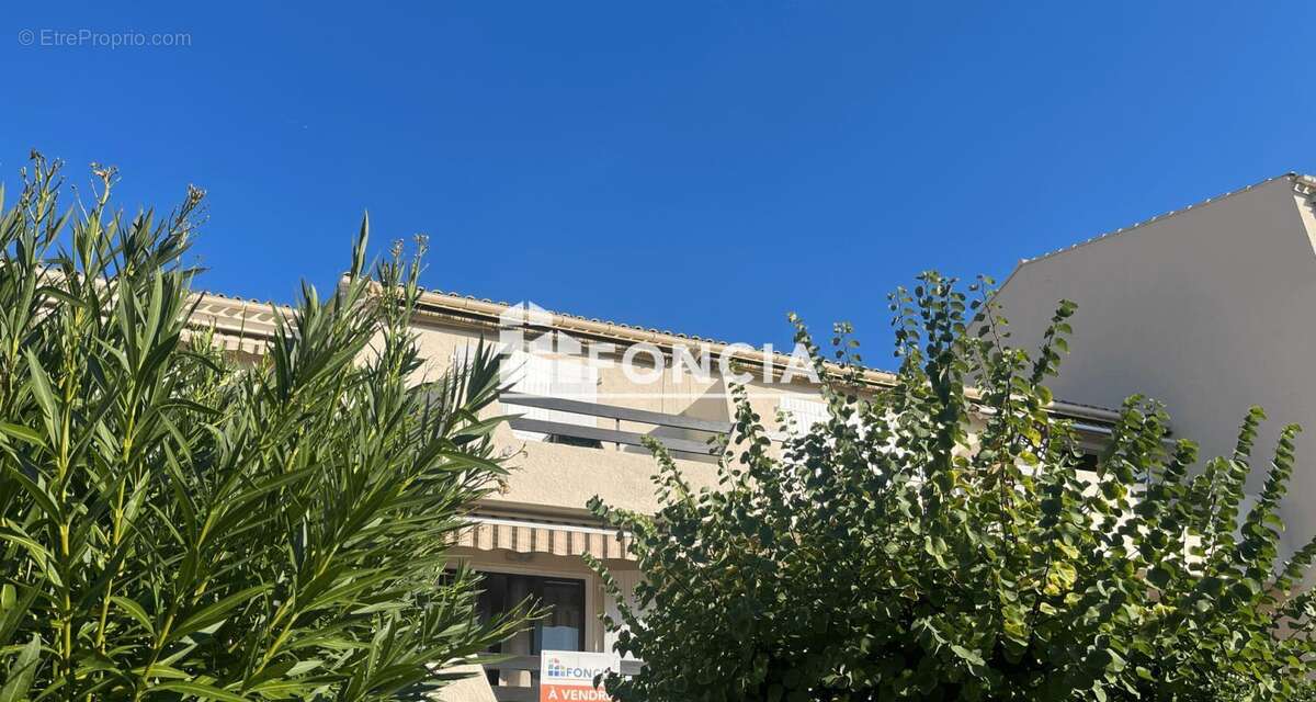 Appartement à LA LONDE-LES-MAURES