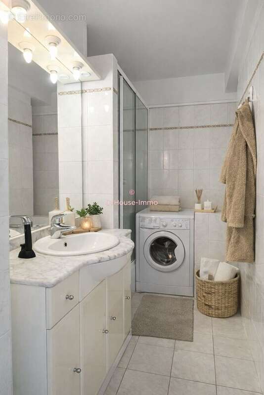 Appartement à MARSEILLE-12E