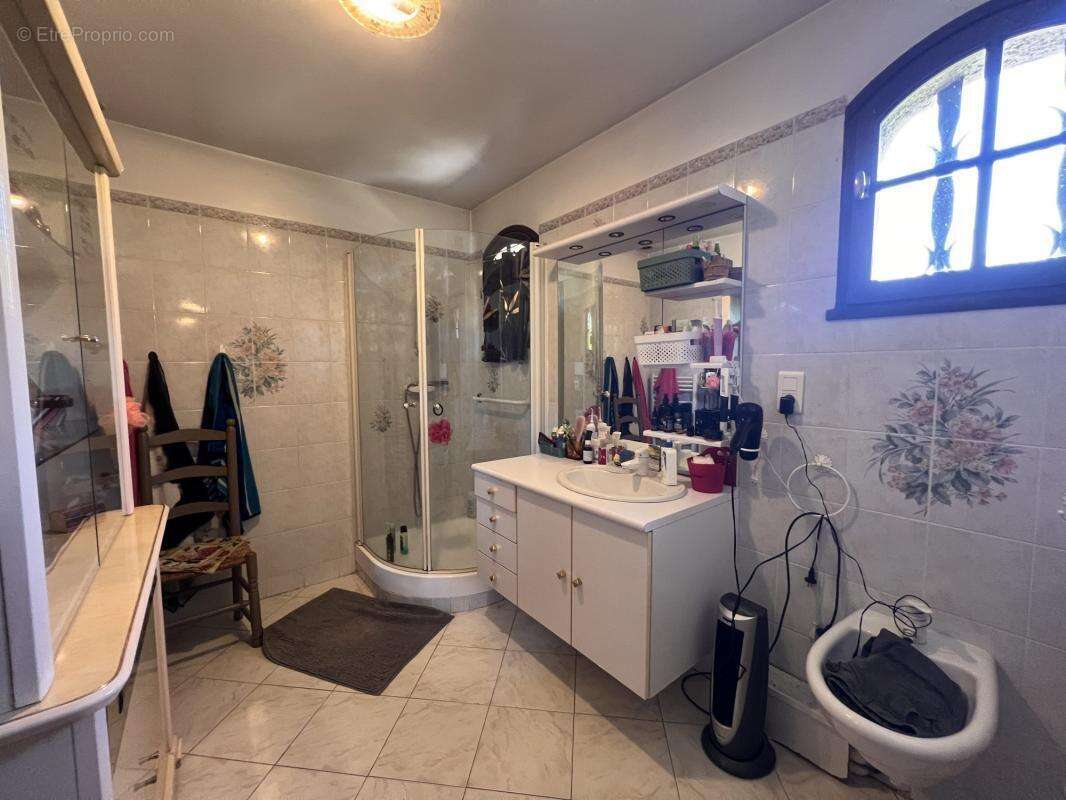 Maison à COURNONSEC