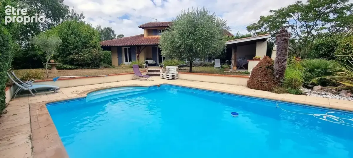 Maison spacieuse avec piscine à Saramon - photo 2