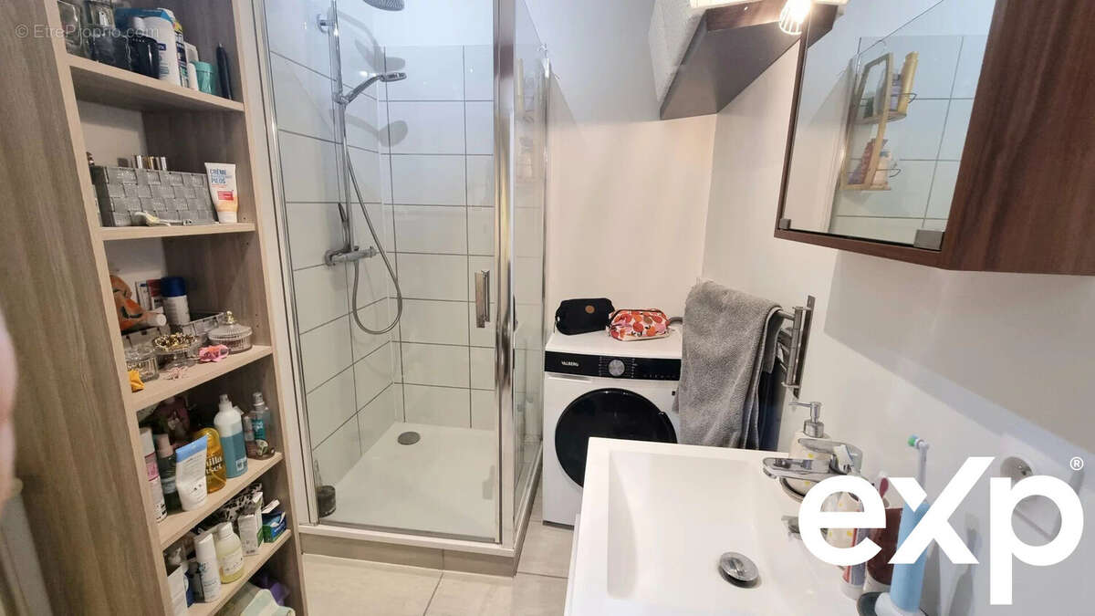 Appartement à CHALLES-LES-EAUX