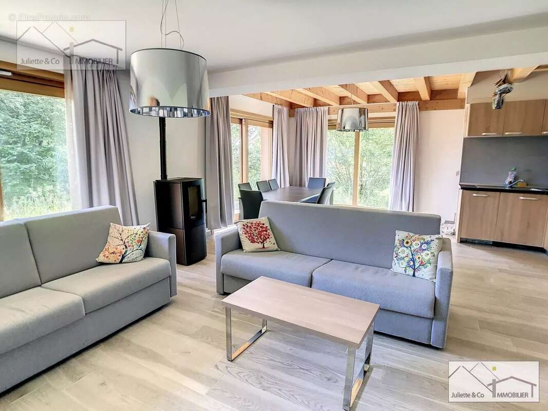 Appartement à COMBLOUX