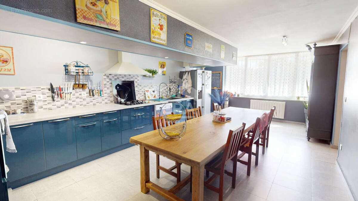 Maison à HAUTEVILLE-LOMPNES