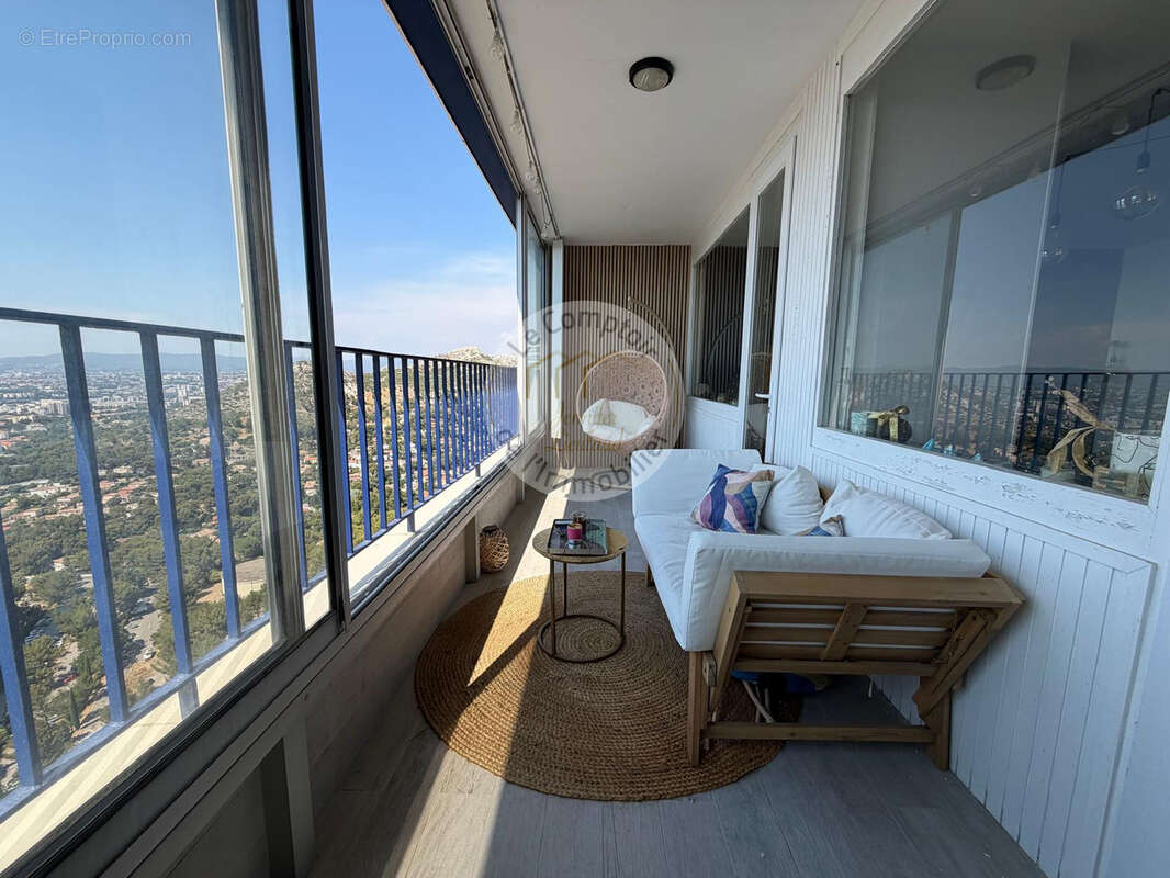 Appartement à MARSEILLE-9E