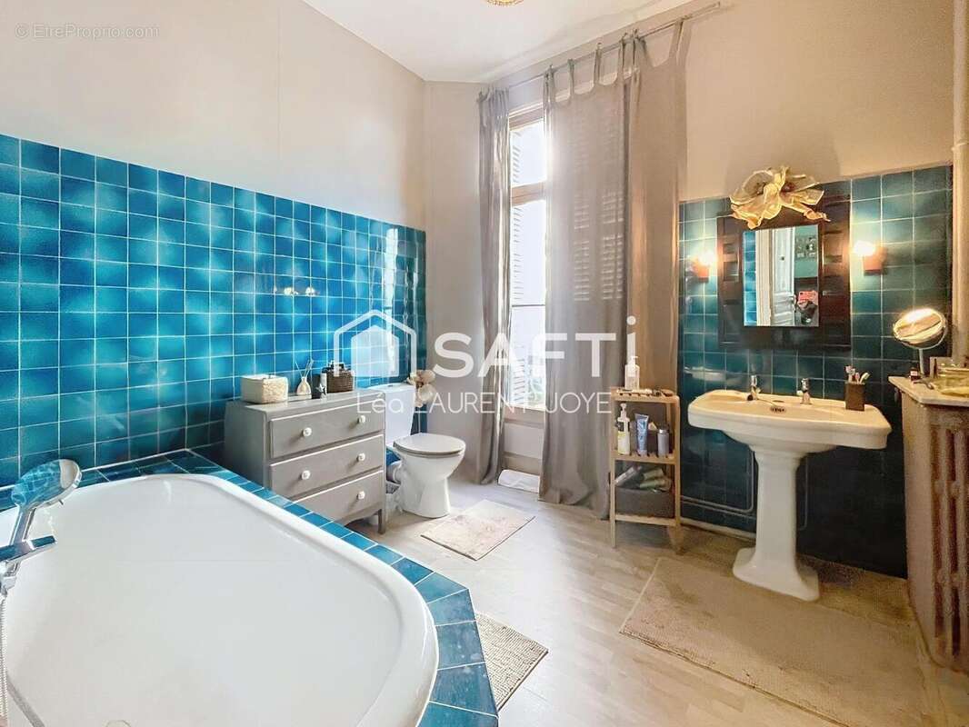 Photo 8 - Autre à TOURS