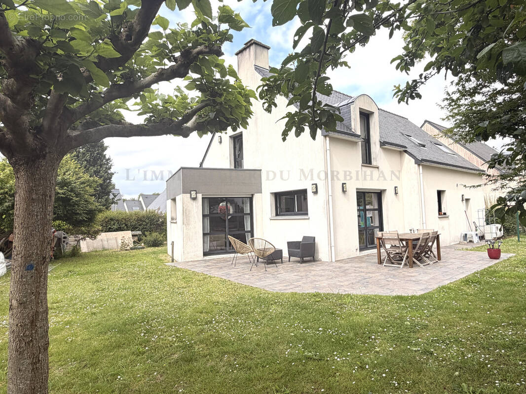 Maison à THEIX