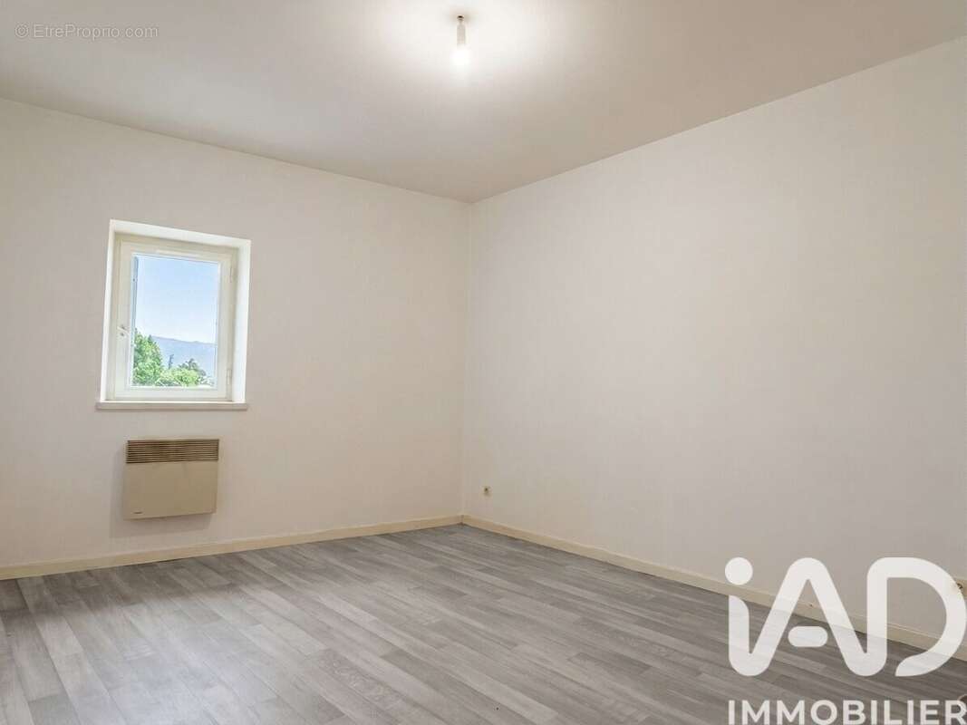 Appartement 84 m² à Cleon-D'andran  - photo 6
