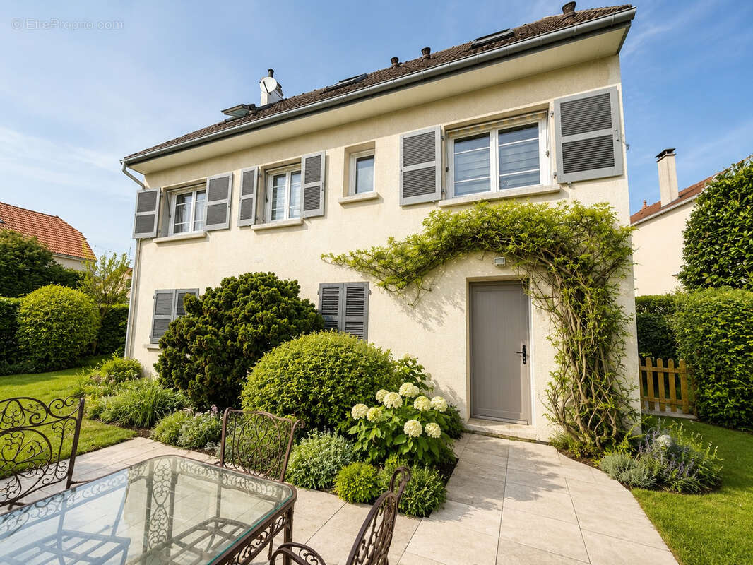 Maison à PALAISEAU