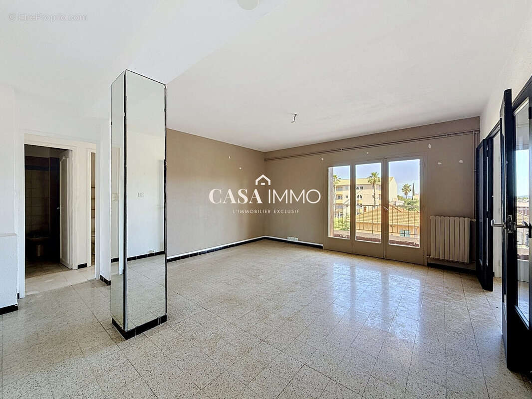 Appartement à HYERES