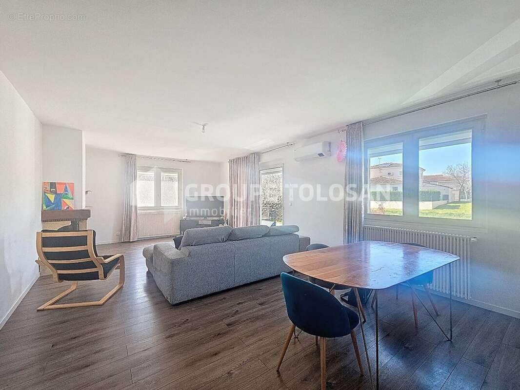 Maison à ESCALQUENS