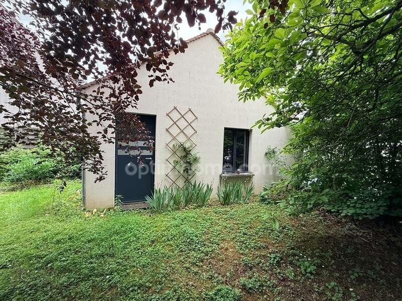 Maison à OZOUER-LE-VOULGIS