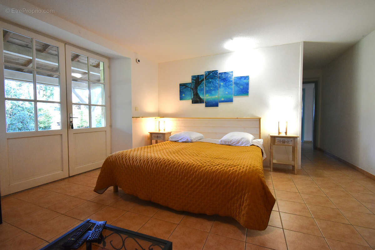 Maison à PUY-L&#039;EVEQUE