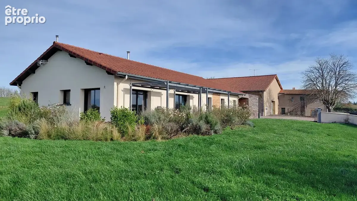 Photo 1 - Maison à CHARLIEU