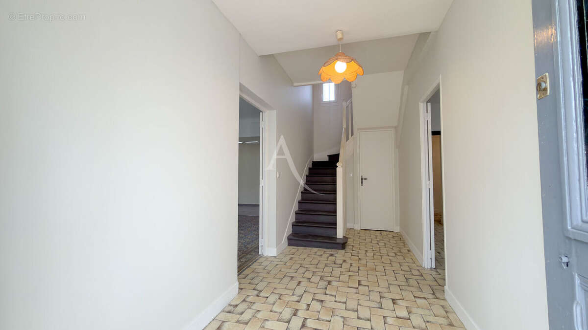 Maison à MONTGERON