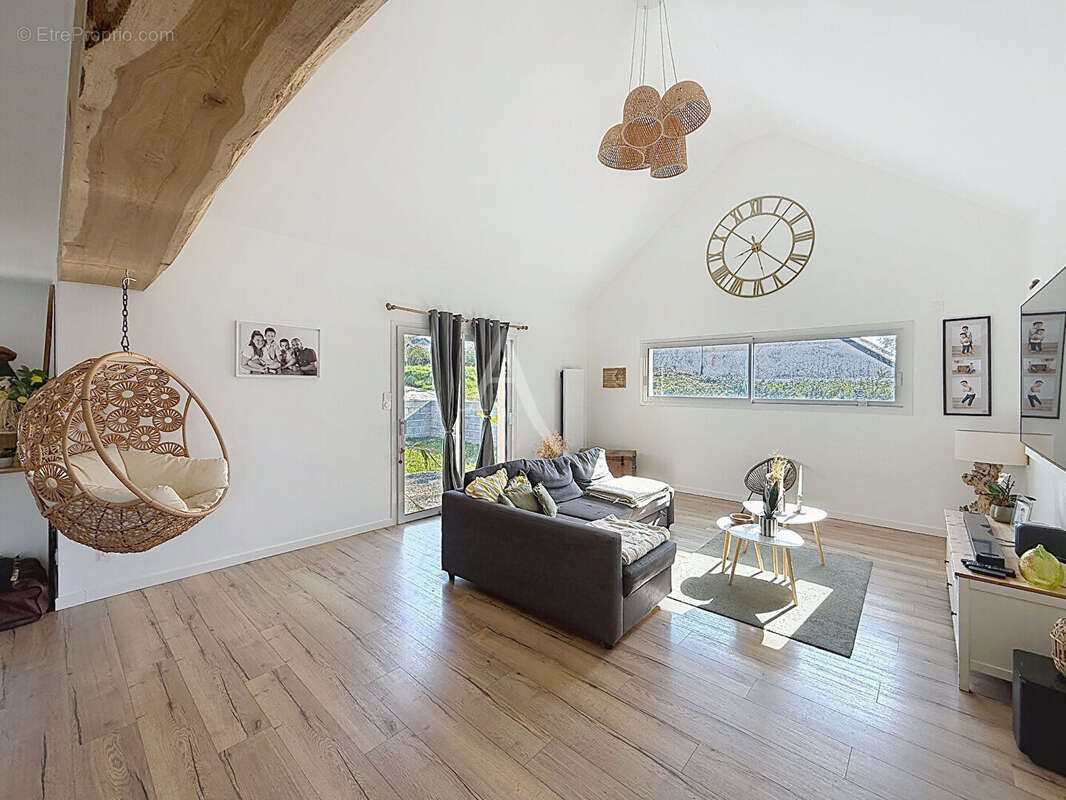 Maison à JUIGNE-SUR-LOIRE