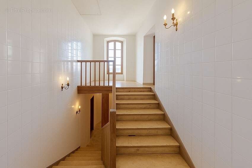 Maison à LAGUIAN-MAZOUS