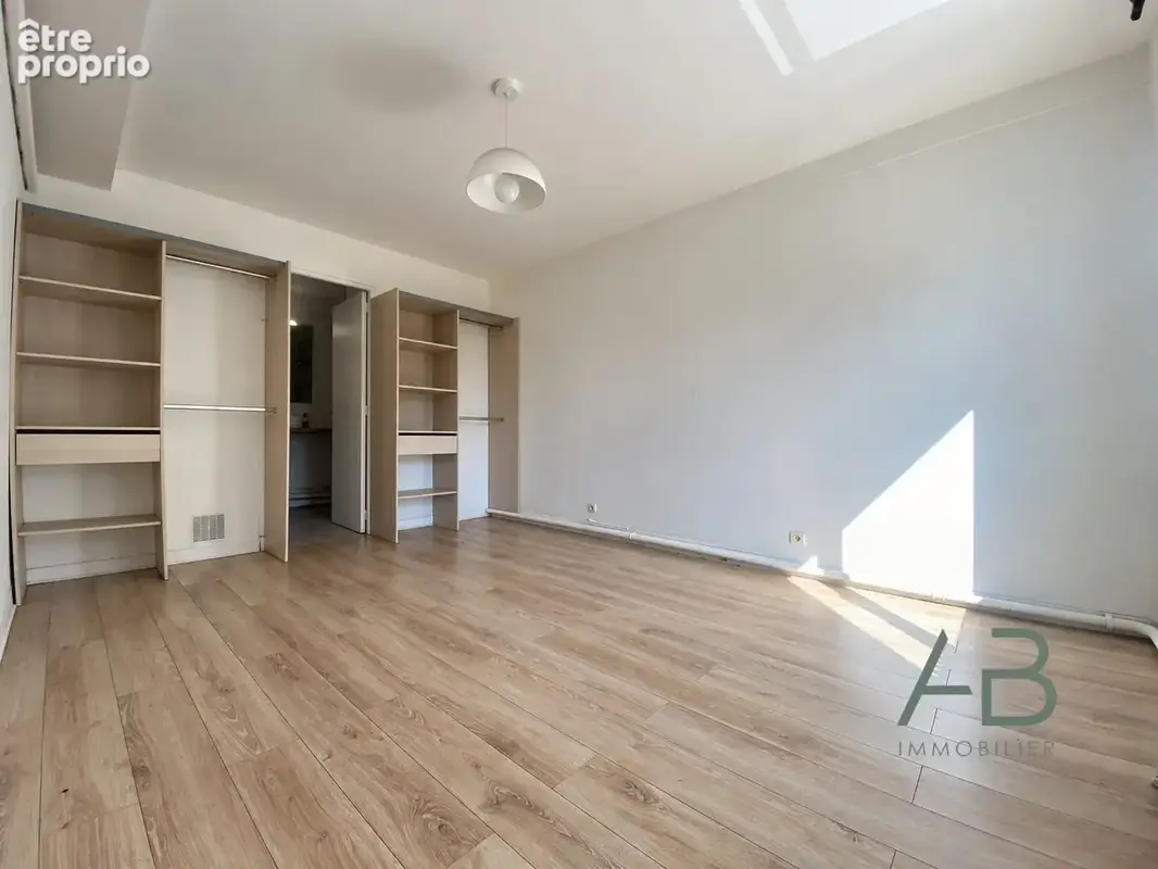 Appartement 2 pièces 50 m² à vendre à Lille (59000) - photo 3