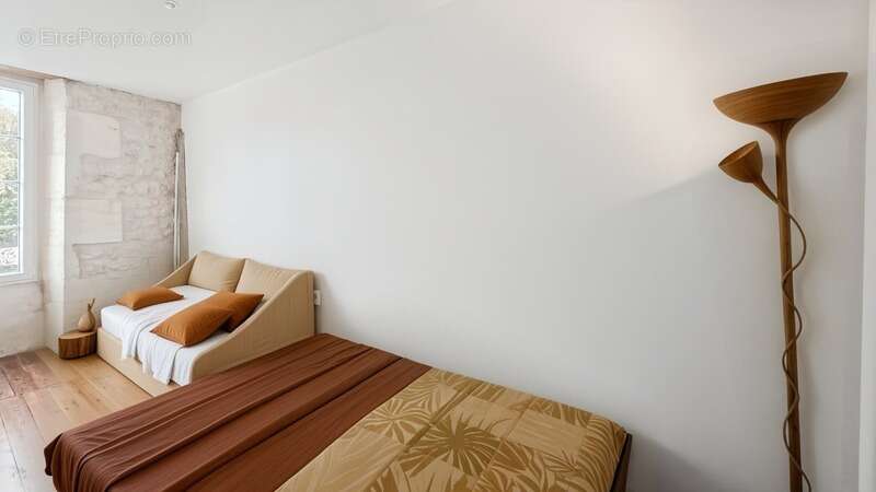 Maison à SAINT-JEAN-D&#039;ANGELY