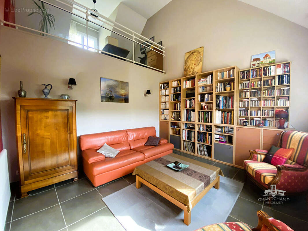 Maison à GRANDCHAMPS-DES-FONTAINES