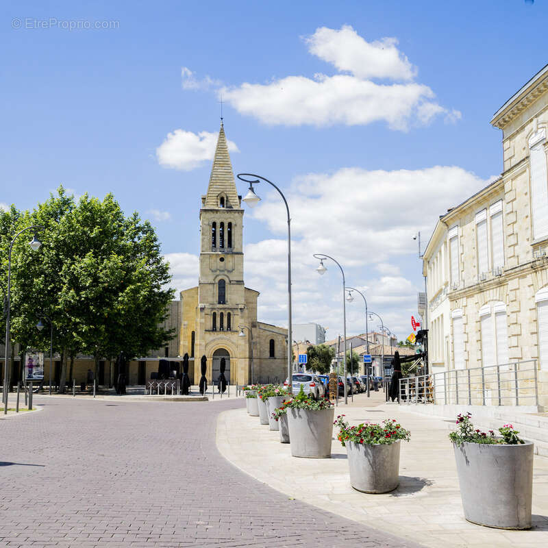 Parking à LE BOUSCAT