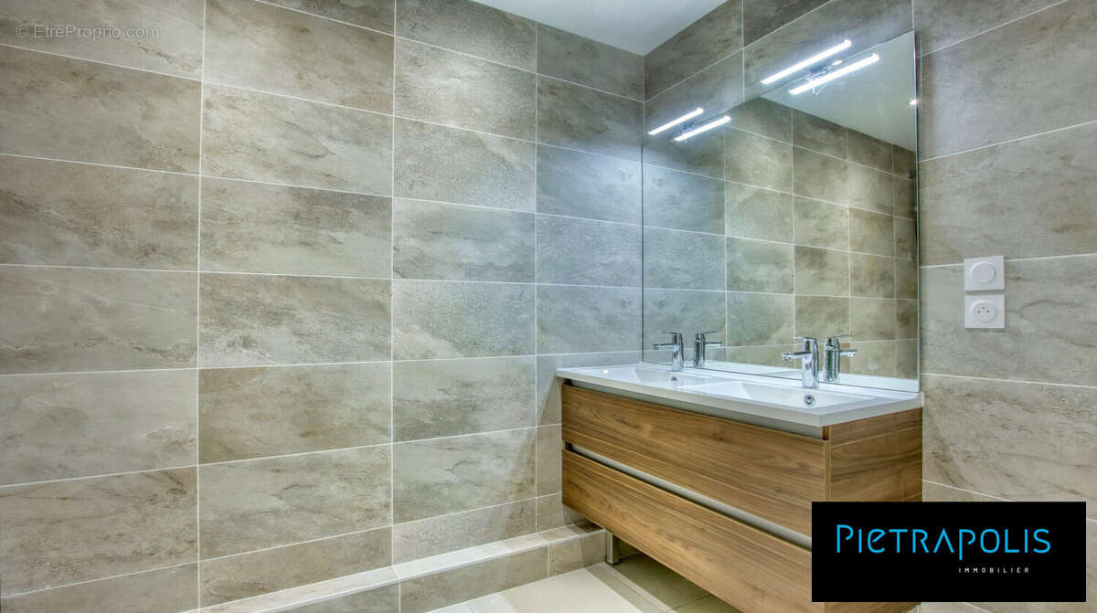 Appartement 89 m² à Villeurbanne  - photo 8