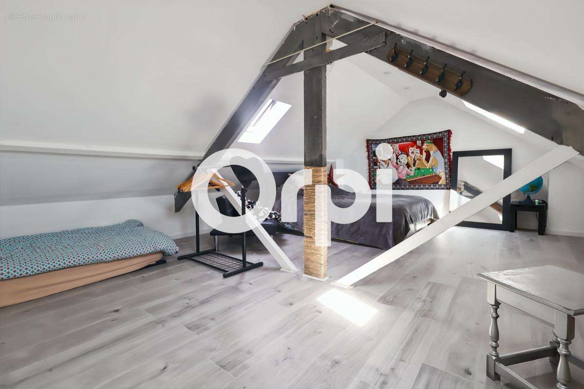 Maison semi-plain-pied, 4 chambre(s), cour/terrasse et cave à MALO-LES-BAINS (59240) - photo 10