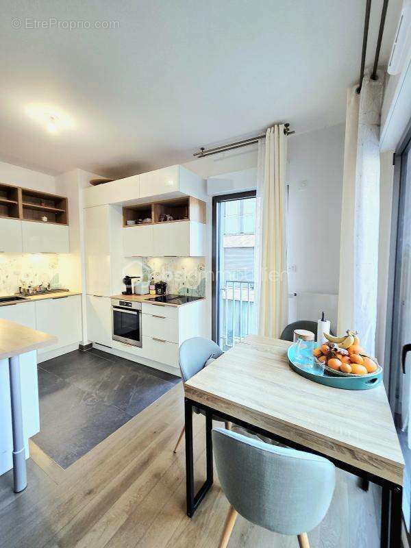 Appartement à RUEIL-MALMAISON