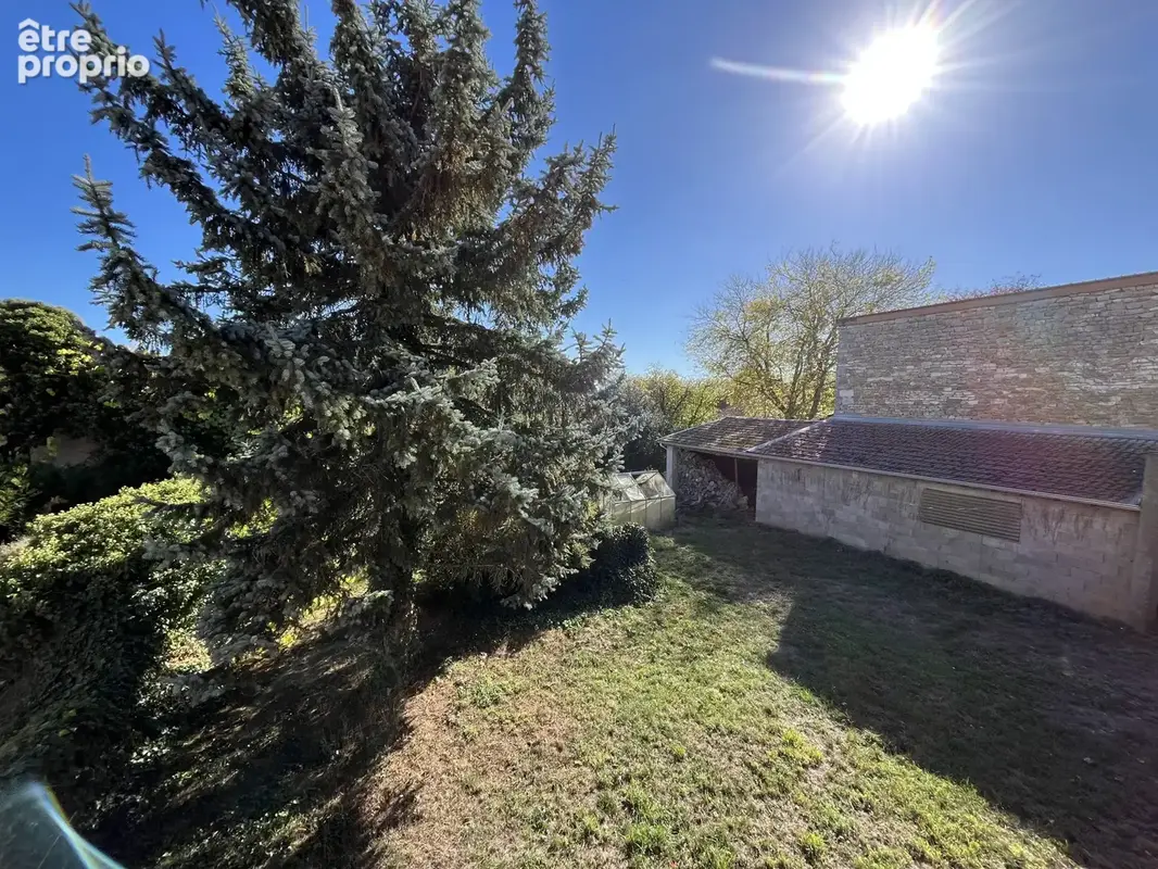 Maison de village - 150 m2 - 3 pièces - photo 12