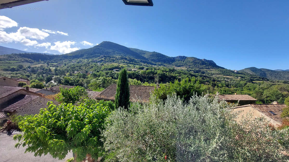 Maison à SAHUNE