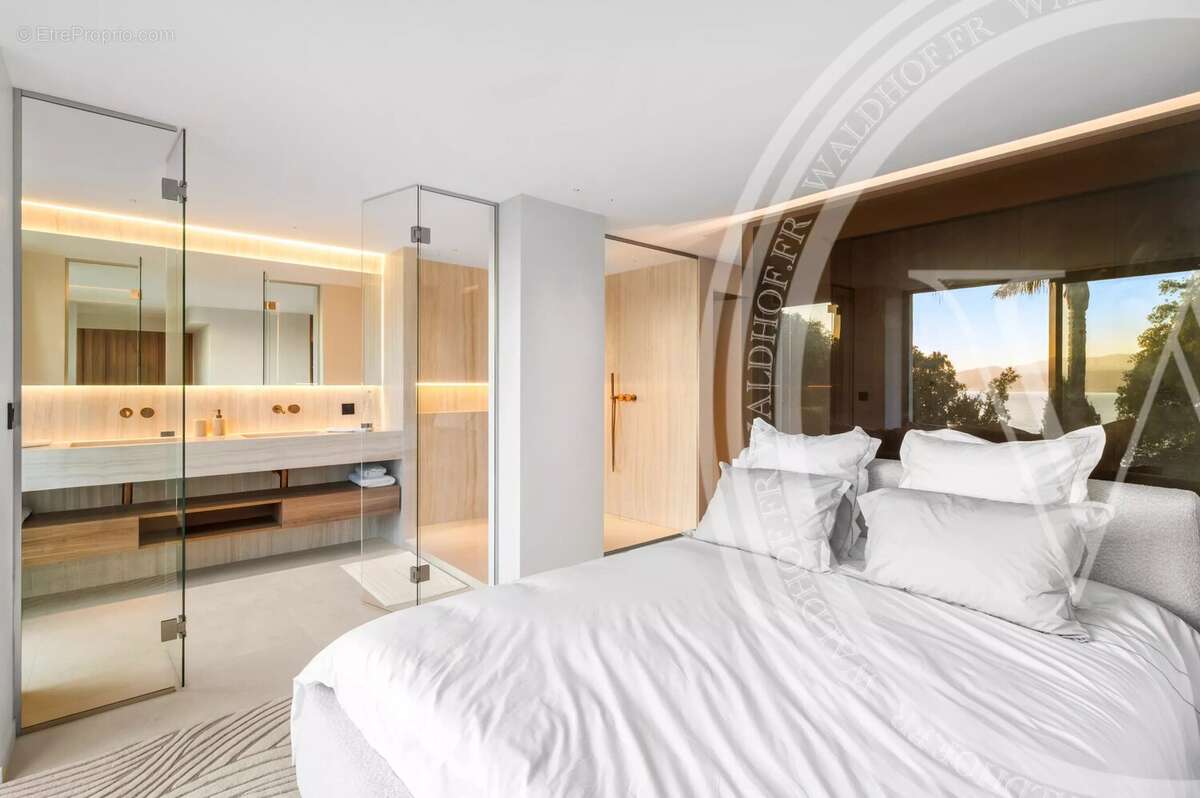 Maison à ROQUEBRUNE-CAP-MARTIN