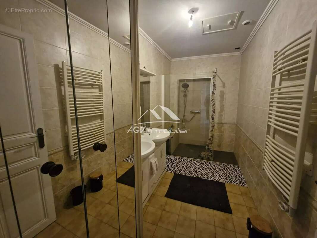 Appartement à LA GRAND-COMBE