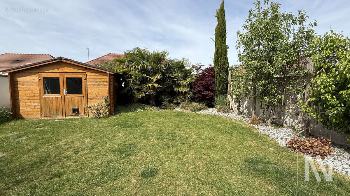 Maison à BREVIANDES