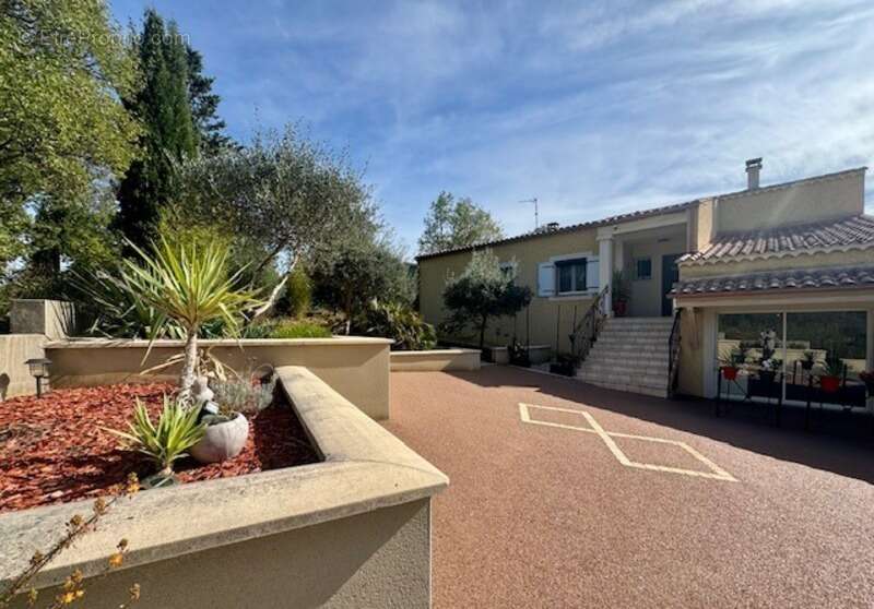 Maison à SAINT-CHRISTOL-LES-ALES