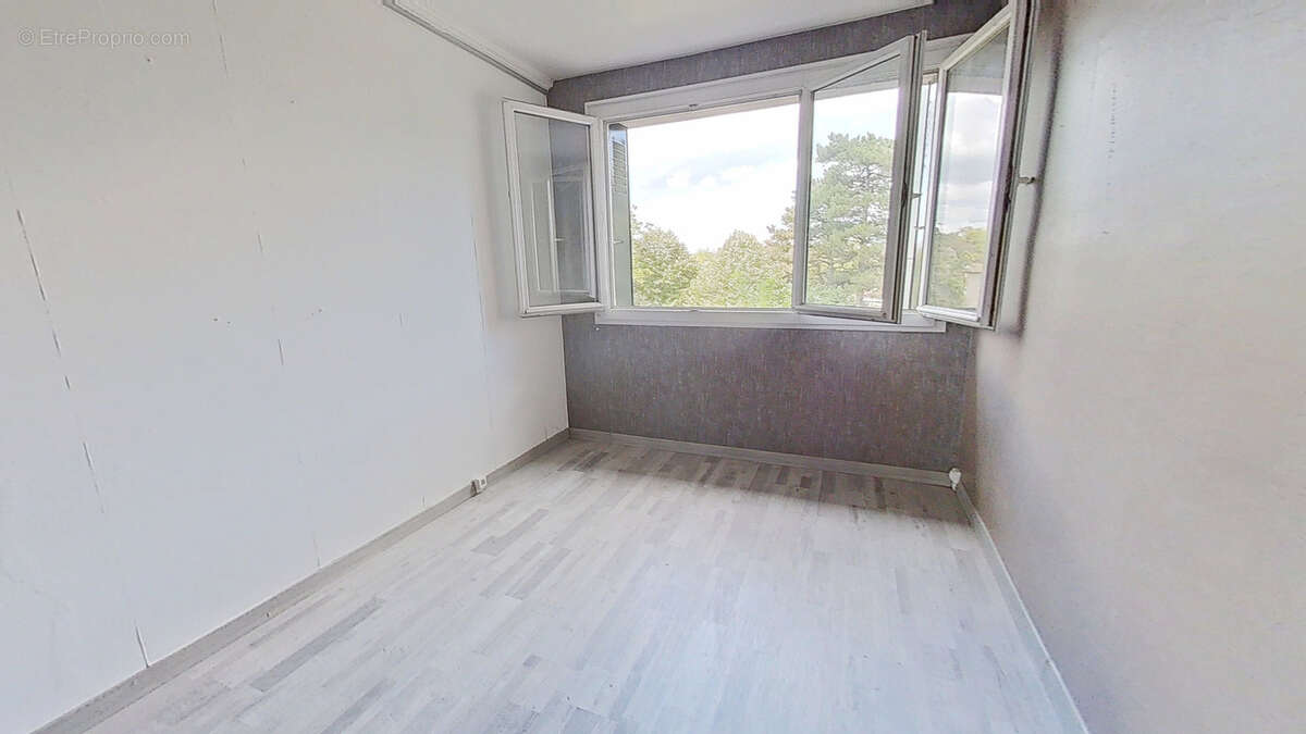 Appartement à TASSIN-LA-DEMI-LUNE