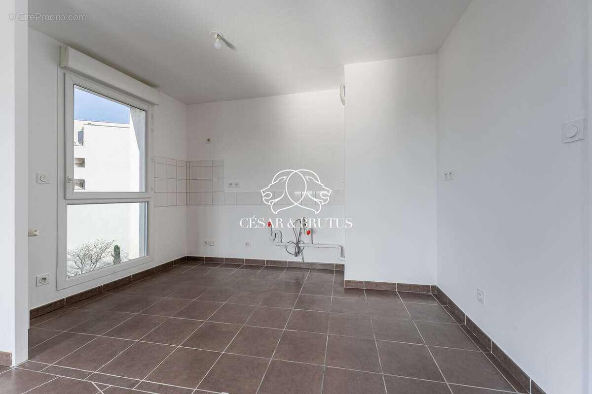 Appartement à LYON-8E