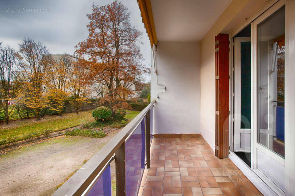 Appartement 3 pièces avec balcon, cave et parking ? Sartrouville, limite Bezons / Argenteuil - photo 8