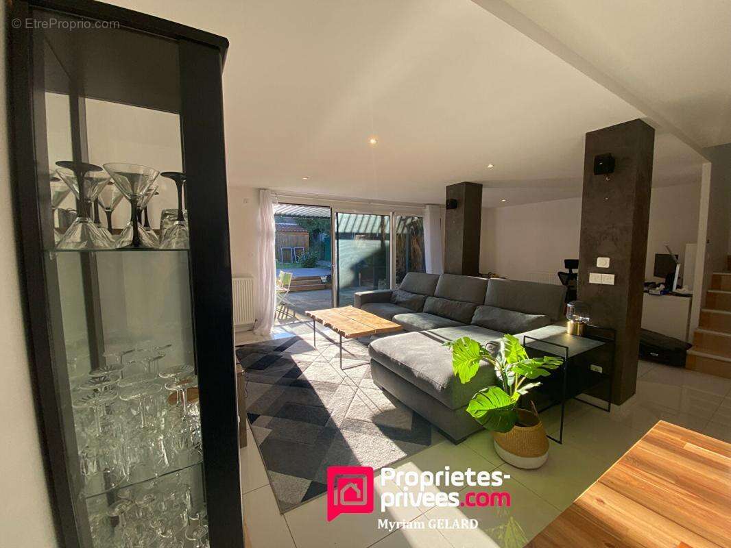 Maison à LAMASQUERE