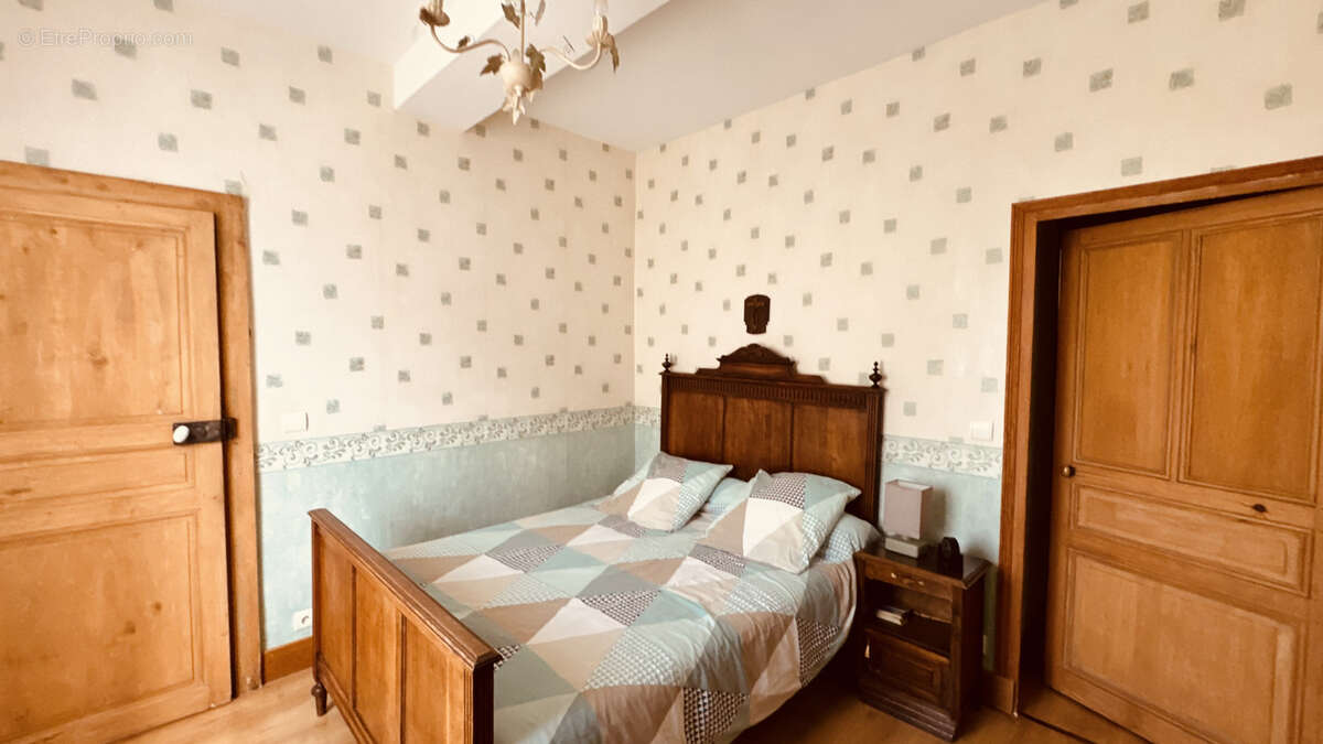 Charmante maison  au coeur de ROUVRAY avec dépendances en très bon état avec jardin d'env. 767 m2 346  500 €. - photo 25