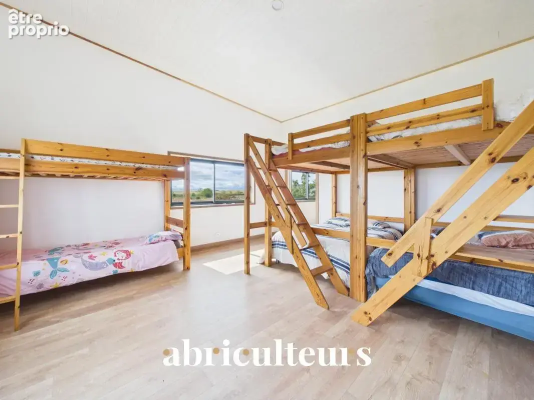 Ensemble Immobilier Rare & Polyvalent : 360 m² de Local Pro + 460 m² d'Habitation sur Terrain de + 6 000 m² en vente à TREMBLAY  - photo 15