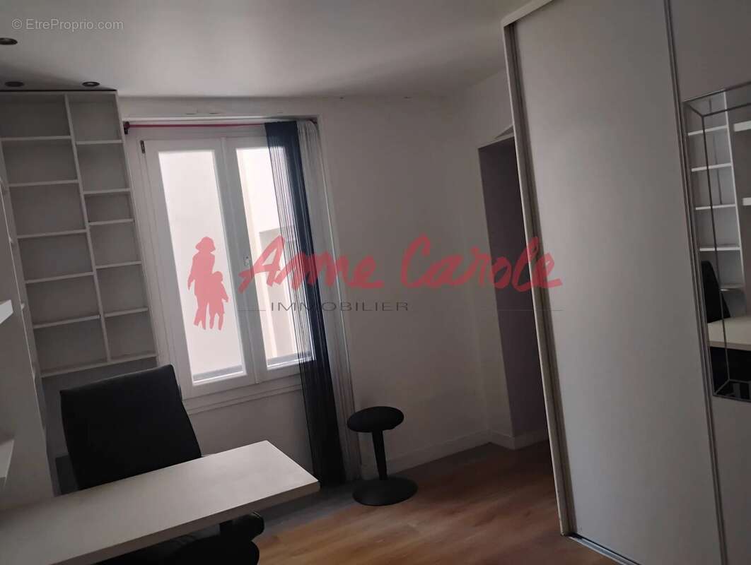 Appartement à PARIS-20E